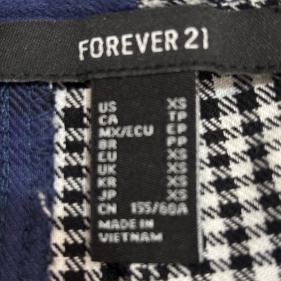 Forever 21 Dual Plaid Plaid Pleated Mini Skirt, XS - Picture 5 of 7